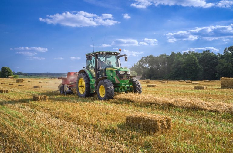Où acheter des pièces de tracteur agricole?